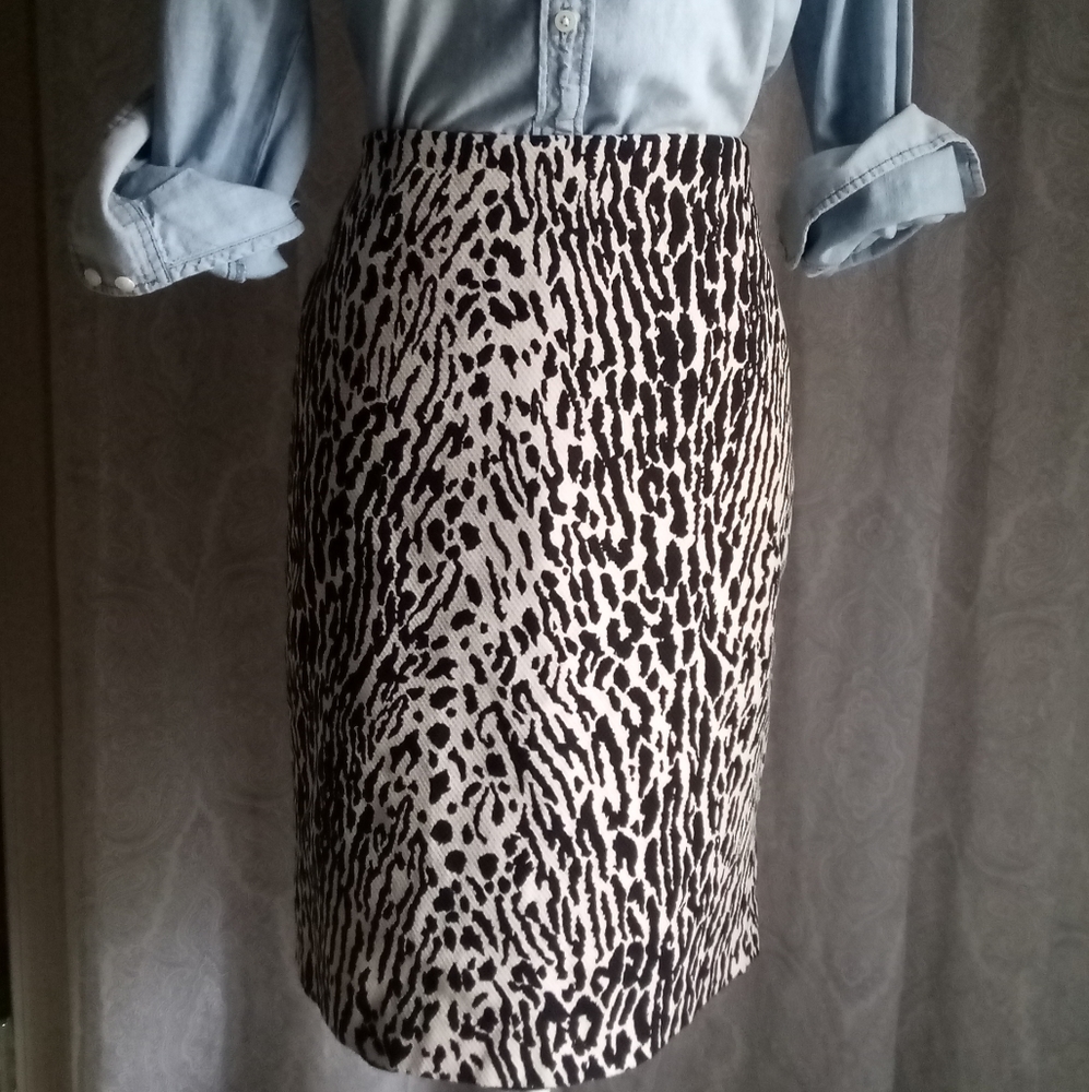 NWOT Talbots Leopard Print Cotton Pencil Skirt